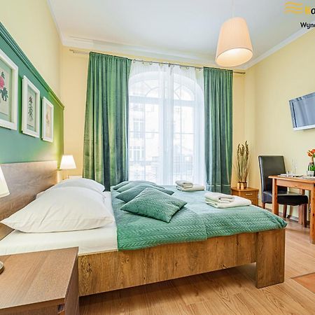 Baltic Apartments - Apartamenty Korony Piastow سفينويتشي المظهر الخارجي الصورة