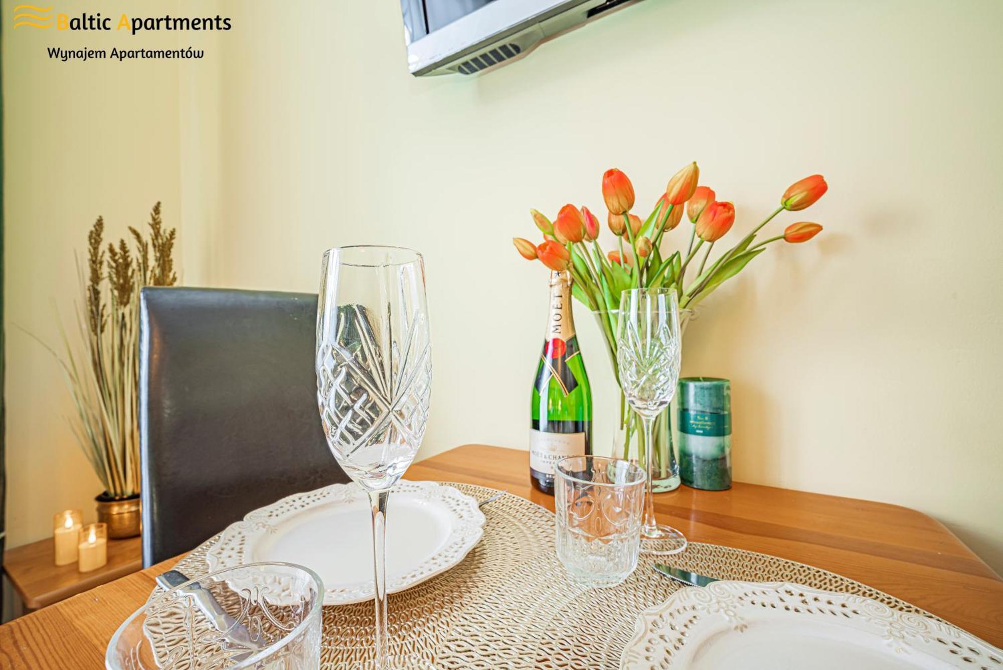 Baltic Apartments - Apartamenty Korony Piastow سفينويتشي المظهر الخارجي الصورة